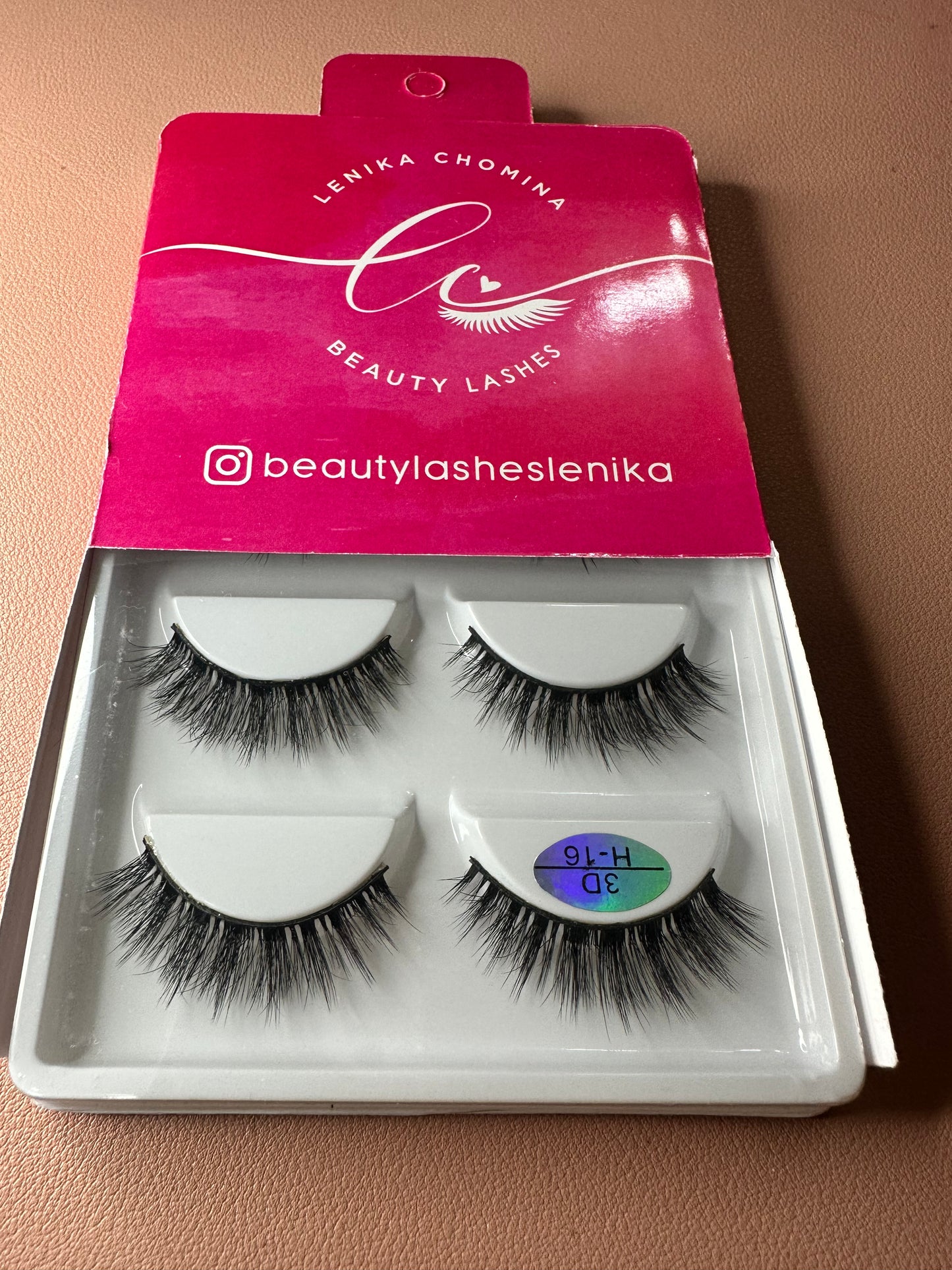 Pestañas Lenika Chomina