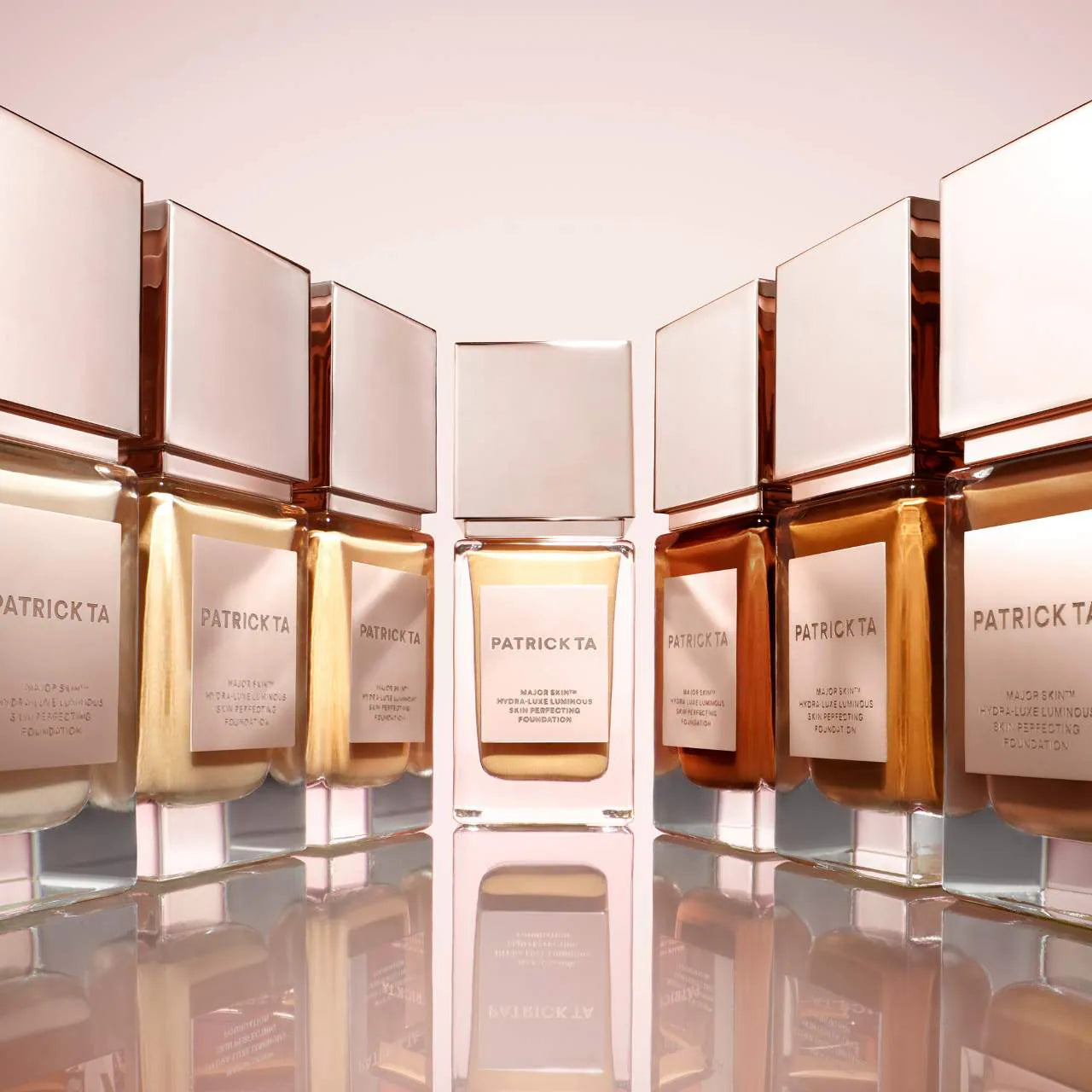 Major Skin Hydra-Luxe Luminous Skin Perfecting Foundation For Natural Glow PatrickTa