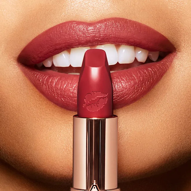HOT LIPS 2 VIVA LA VERGARA Charlotte Tilbury