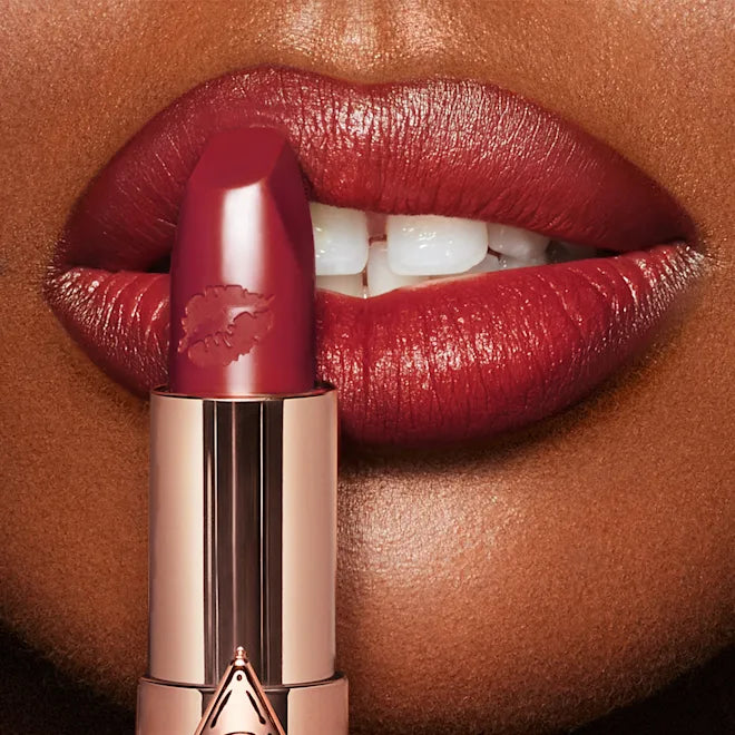HOT LIPS 2 VIVA LA VERGARA Charlotte Tilbury
