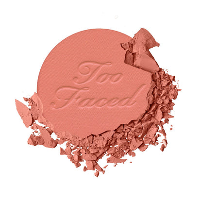 Cloud Crush Blurring Blush TOO FACED